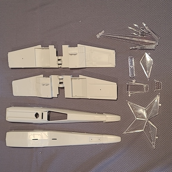 MPC Star Wars Return Of The Jedi X-Wing Fighter Model Kit 8918 Open Box - Picture 4 of 12